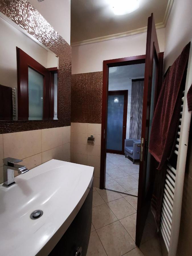 Апартаменты Luxury Basement In The Surrounding Of Budapest Модьород Экстерьер фото