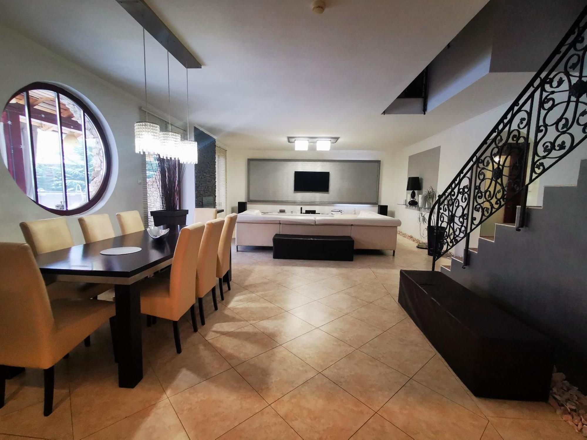 Апартаменты Luxury Basement In The Surrounding Of Budapest Модьород Экстерьер фото